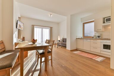 Apartments & Erlebnis-Imkerei Kronhofer - Apartment Löwenzahn**** /1 Schlafzimmer, 1 Bad/WC