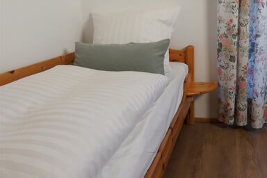 Gästehaus Edeltraud Stückl - Einzelzimmer "Lärchenhügel" (mit Balkon)