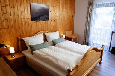 Gästehaus Edeltraud Stückl - Doppelzimmer "Laber" (mit Balkon)