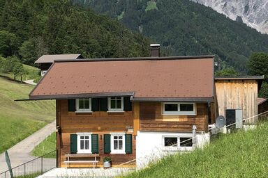 Haus Landschisott - Ferienhaus, Dusche, WC, 3 Schlafräume