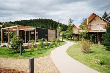 Lakeside Petzen Glamping - Glamping Chalet Family