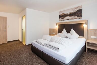 Haus Emil - Doppelzimmer ohne Balkon