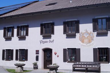 Pizzanhof - Einzelzimmer mit Dusche od. Bad, WC