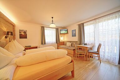 Alpenglühn - Doppelzimmer mit Dusche, WC