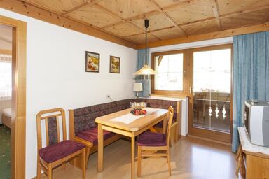 Landhaus Grüner - Appartement "Top II"