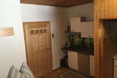 Ferienwohnungen Aigner - Appartement, Wohn-/Schlafraum, Dusche, WC