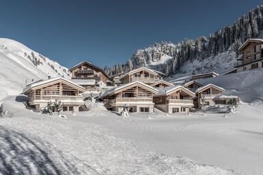 Aadla Walser Chalets - Short Stay Chalet 2-5 Personen