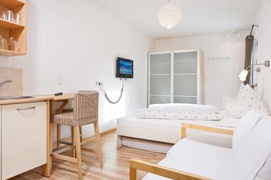 Apart Life - Studio 03