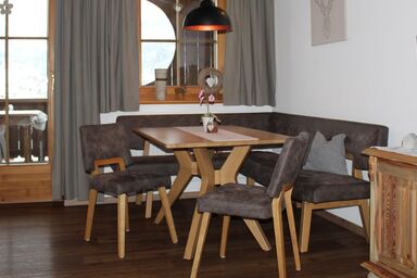 Landhaus Patricia - Appartement Almrose mit 2 Schlafräumen