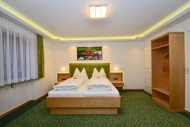 Haus Elisabeth - Doppelzimmer mit Balkon