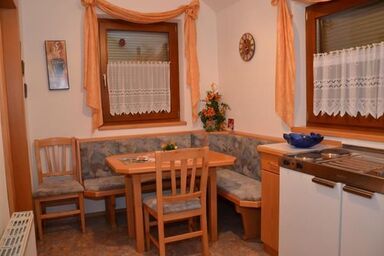 Gästehaus Bachmann - Ferienwohnung/2 Schlafräume/Dusche, WC