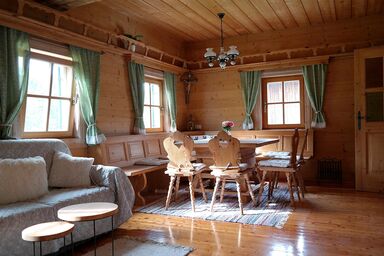 Ferienwohnungen Raczkowski - Revitalisiertes Bauernhaus: Appartement Falkenbach