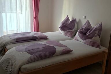 Ferienwohnung by Josef Lanzinger - Appartement/Fewo, Toilette und Bad/Dusche getrennt