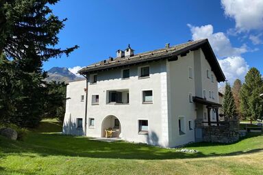 Studio-Appartement "Chesa Muntanella"