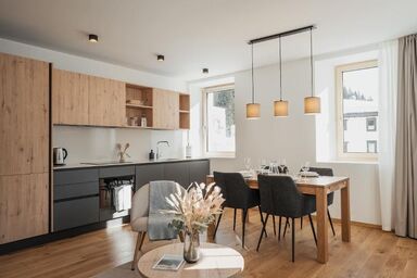 Alpine Apartments, (San Bernardino).