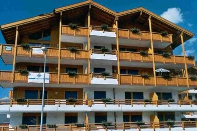 Metropol B19, (Grächen). 4-Bettwohnung