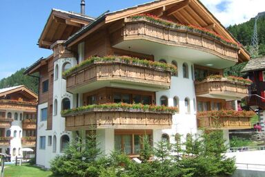 La Belle, (Grächen). 6-Bettwohnung