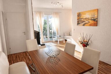 Ferienwohnungen Gutenbrunn - 70 m² barrierefreie Ferienwohnung mit eigener Terrasse