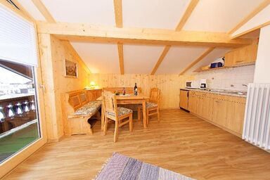 Ferienwohnhaus Heimfriede - Zwei-Raum-Ferienwohnung 40qm, Bad/WC, Extra-Schlafzimmer, Küche, 2 Balkone