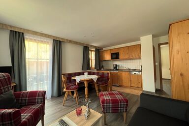 Ferienwohnungen Beim Hausbacher - 03 Ferienwohnung ca 41 qm mit Balkon und Panoramablick