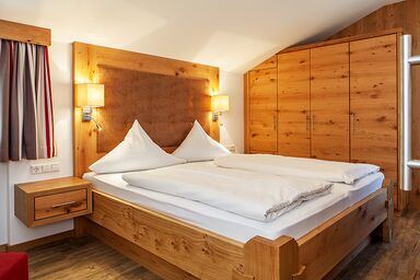 Ferienwohnungen Haus Neumaier - Ferienwohnung Unterberg, 60 qm, separate Küche und Südbalkon