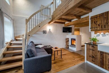 Wastleicherhof - Kräuterkammer 98qm, 3 Schlafzimmer, 2 Bäder, Kamin, Sauna, Balkon