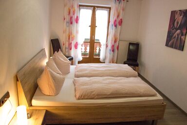 Ferienwohnungen Beim Zellerbäck inkl. Chiemgaukarte - Ferienwohnung Weitsee 84qm, Balkon, Küche, 2 Schlafzimmer, Wohnzimmer, WLAN