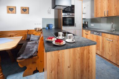 Gästehaus und Ferienwohnungen Egglerlehen - Ferienwohnung 2 Personen, 52 qm, Obergeschoss, 1 separates Schlafzimmer, Balkon