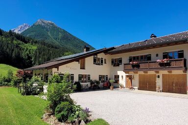 Ferienwohnungen Stocker - Ferienwohnung Hochwies, 1-2 Personen, 40 qm, Dusche/WC, Südbalkon, TV, 1 Schlafzimmer, Allergikerwohnung, Nichtraucher