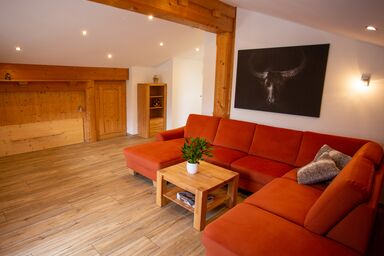 Haus Thanner - Chiemgau Karte - Ferienwohnung Alpenrose für 4 Personen, Balkon, 70 m²