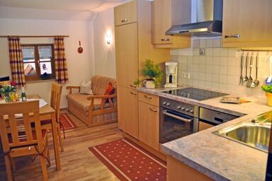 Taffenreutherhof - Ferienwohnung Margerite mit 1 separatem Schlafzimmer, Wohnraum mit Küche
