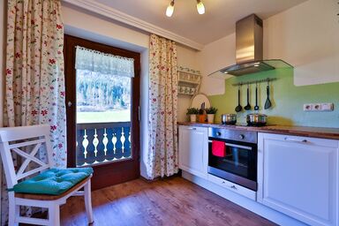 Ferienhäuschen Unteröd - Ferienhäuschen für 2 bis 4 Personen, 70 qm, mit 2 separate Schlafzimmer und Balkon/Terrasse