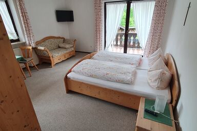 Feichten-Hof Zaiser Zimmer - Doppelzimmer Nr. 1, DU/WC, TV, WLAN, Balkon