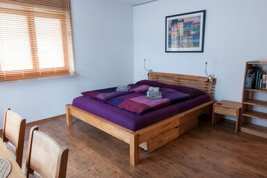 Haus an der Kräuterwiese - Ferienwohnung 65 m²,1 Wohnschlafzimmer, 1 Kinderschlafzimmer, Küche, Balkon