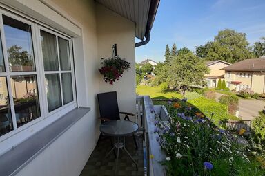 Ferienwohnung Wenzl - Ferienwohnung bis 3 Personen, 1. sep. Schlafzimmer, Südbalkon mit Bergblick