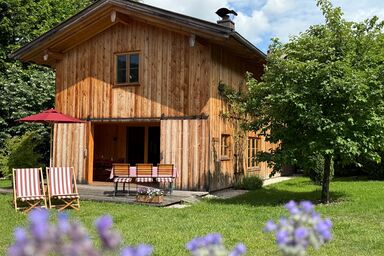 Lohei - Chalets im Chiemgau - Chalet am Quittenbaum, ganzes Haus, 140 qm für 2-6 Personen, 2 Schlafzimmer, 2 Bäder, Sauna