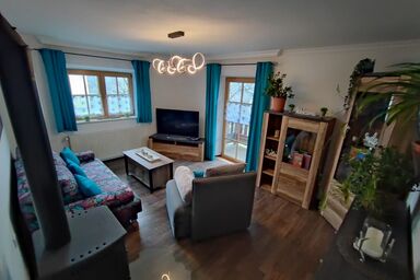 Ferienwohnung beim Maler Gandi - Ferienwohnung zum Wohlfühlen mit Schwedenofen und gemütlicher Wohnküche
