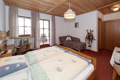 Gasthof-Pension Kraus, Lindenau - Doppelzimmer mit Balkon