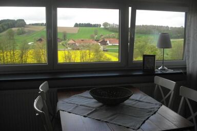 Ferienhof Bimesmeier - Ferienwohnung 3 (75qm) mit Panoramafenster, automatischen Dachrollos, Fußbodenheizung im B