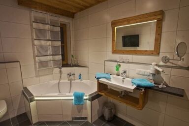 Holzhaus Lugerhof - Ferienwohnung Holzkäfer