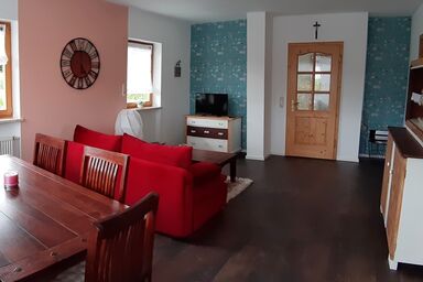 Rottaler Ferienhaus - Rottaler Oachkatzl - Ferienwohnung "Waldblick" mit großer Dachterrasse