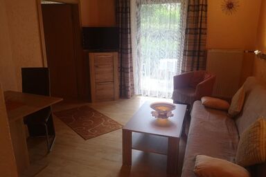 Hanneshof - Ferienwohnung Erdgeschoß mit 2 Schlafzimmern