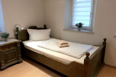 Fiore 83 Gästezimmer - Ferienwohnung 1