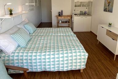 Ferienwohnungen JHS - Ferienzimmer Dachs bis 2 Personen