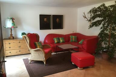 Idyllische Ferienwohnung in sonniger Hanglage - Idyllische Ferienwohnung in sonniger Hanglage .1