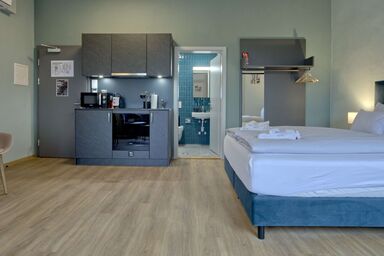 BankHouse StudioL104 - BankHouse StudioL104 .1