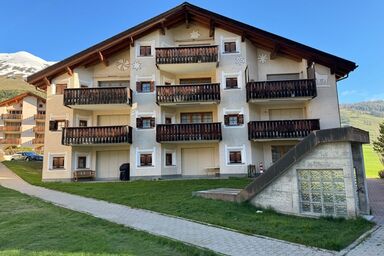 Chesa Blais, 2. OG - Chesa Blais, 2. OG .1