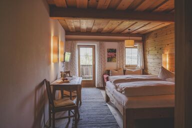 Demeterhof Knolln - Doppelzimmer im Bauernhaus mit Frühstück