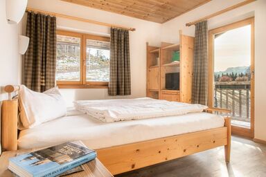 Bio-Berggasthof Bachrain - "Trattberg" DZ mit Dusche, WC, Balkon