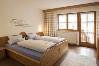 Landhaus Rudigier - Doppelzimmer 2 mit Dusche, WC